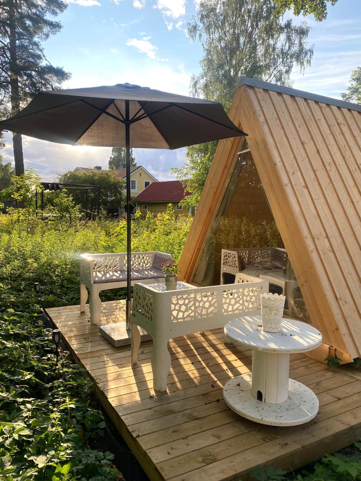 Hotel Soerby Glamping Klockrike Exterior foto
