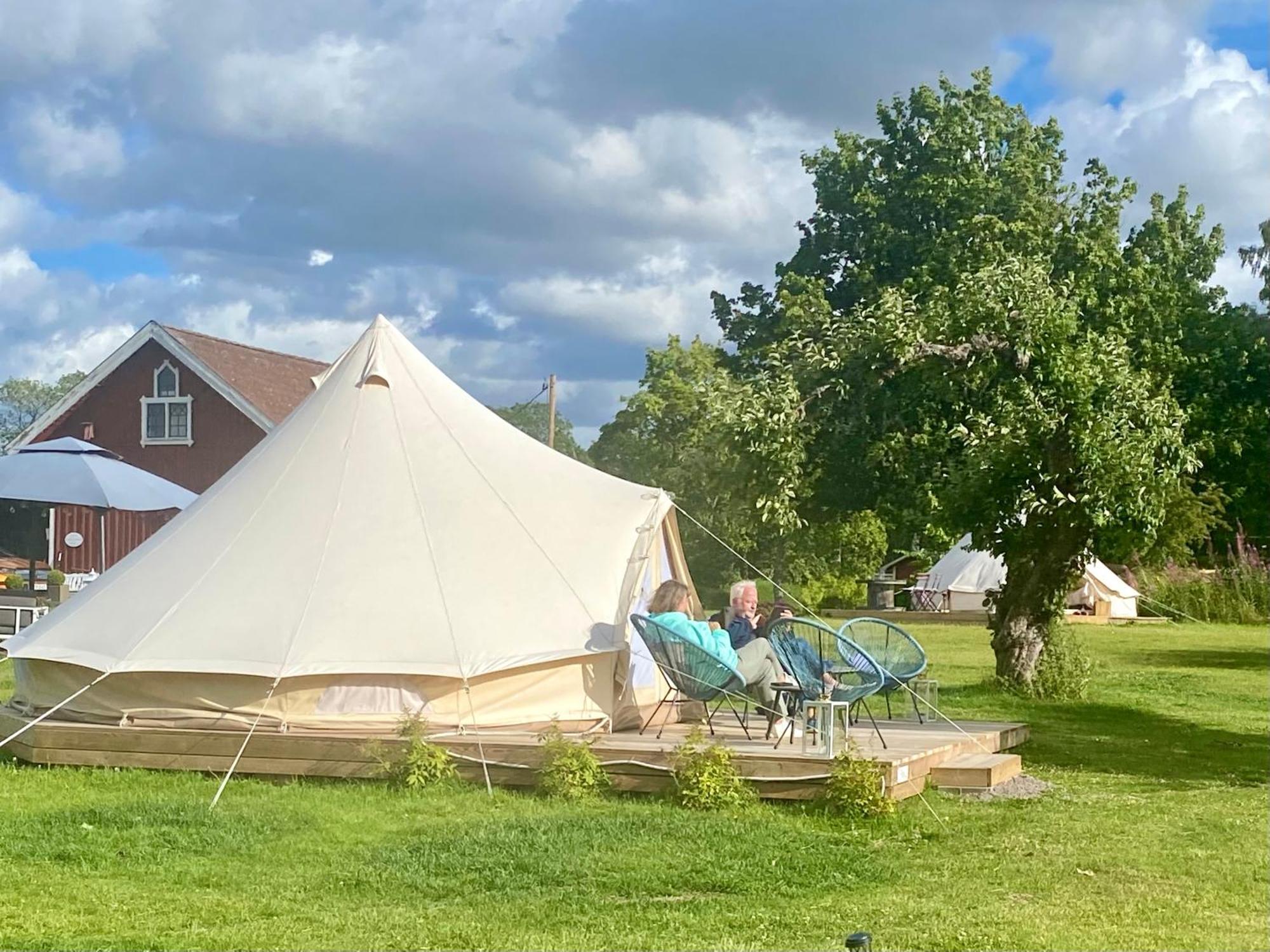 Hotel Soerby Glamping Klockrike Exterior foto