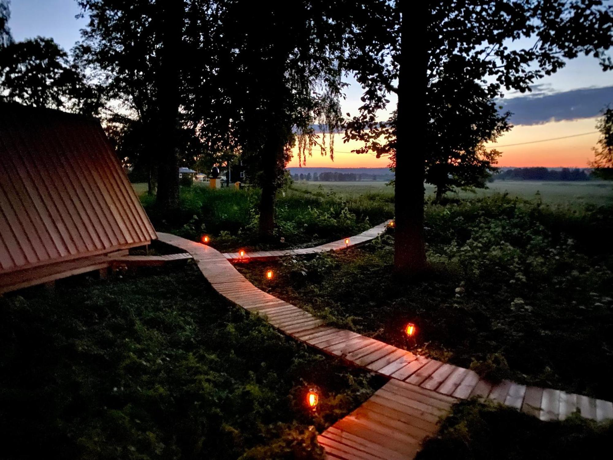 Hotel Soerby Glamping Klockrike Exterior foto